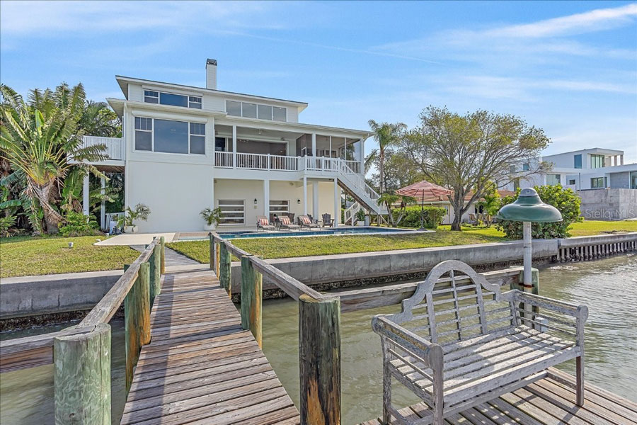 arasota Home Offers Boaters Ideal Water Access, Stunning Views
