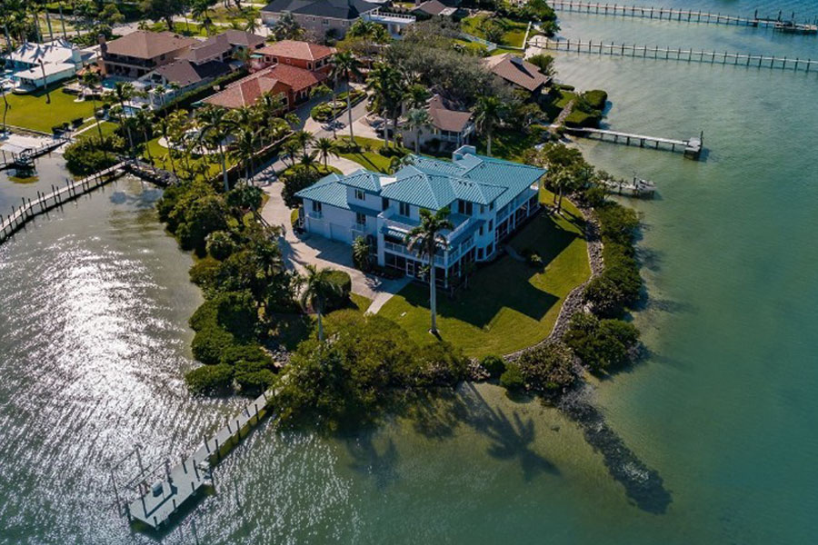 Lavish Bradenton Waterfront Estate Heads to Auction with Starting Bid of $2 Million